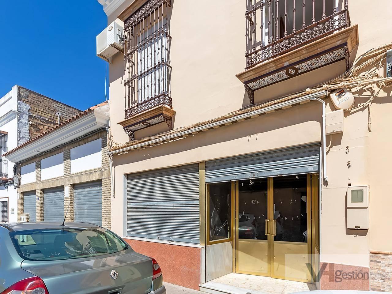 LOCAL  EN SEVILLA,UTRERA