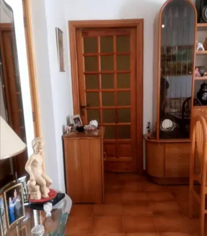 PISO AMUEBLADO EN EL BARRIO DE LA SALUD