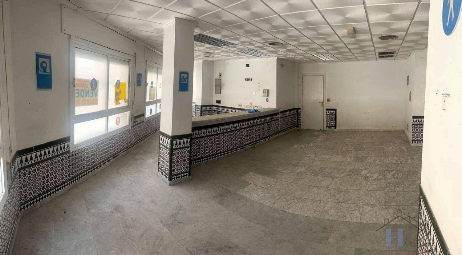 PISO  EN ALMERíA,ADRA