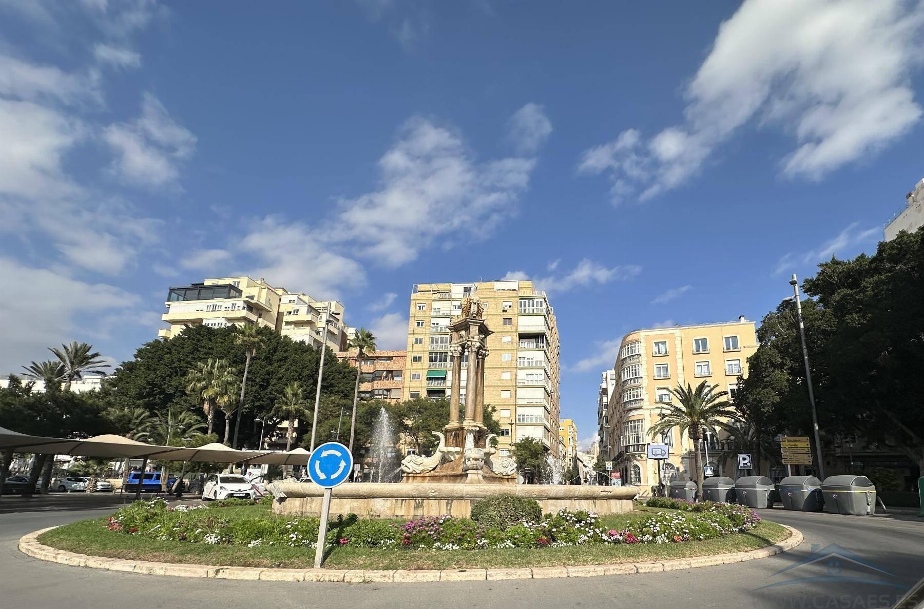 PISO  EN ALMERíA,ALMERíA