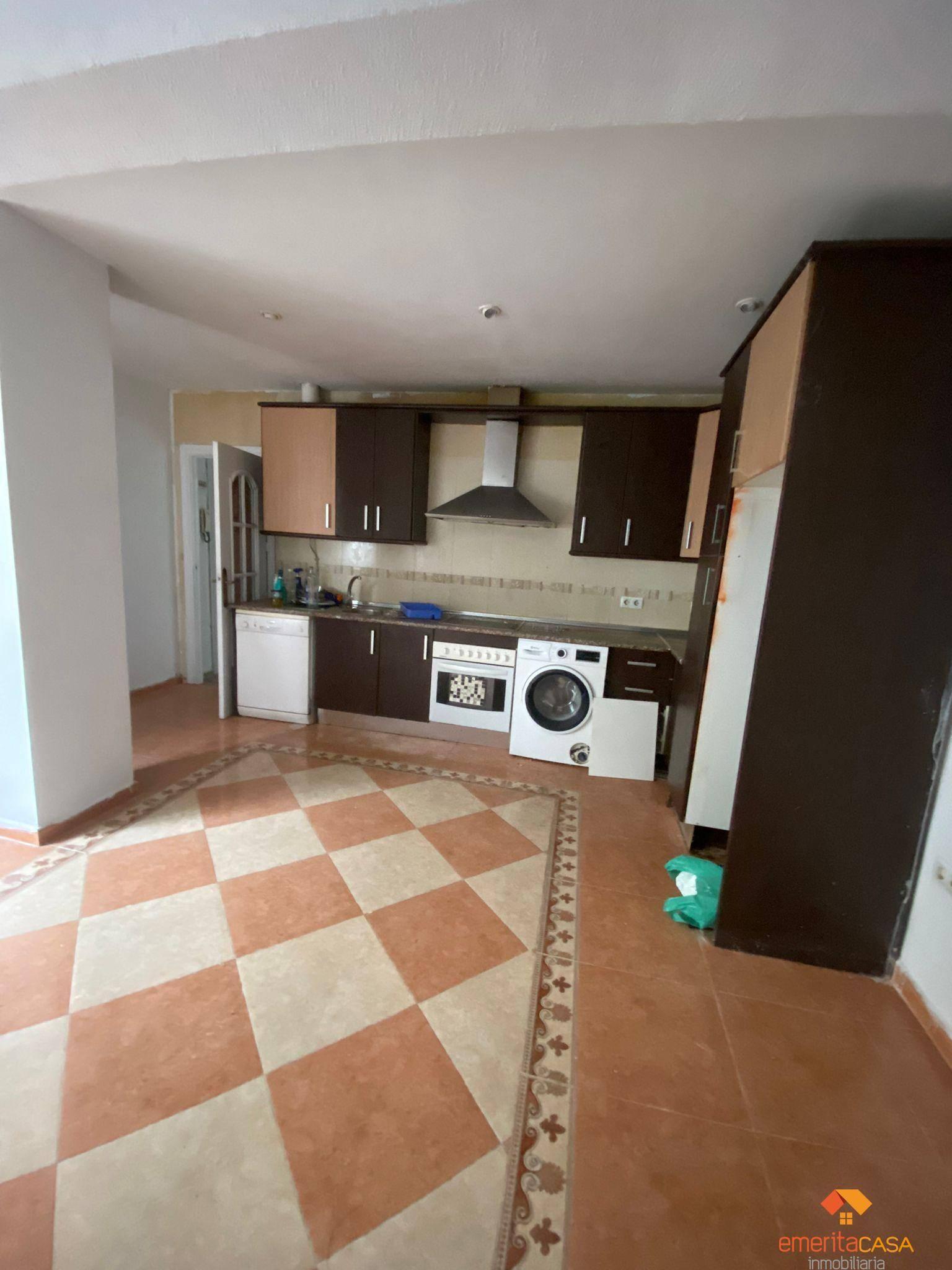 PISO  EN BADAJOZ,MéRIDA