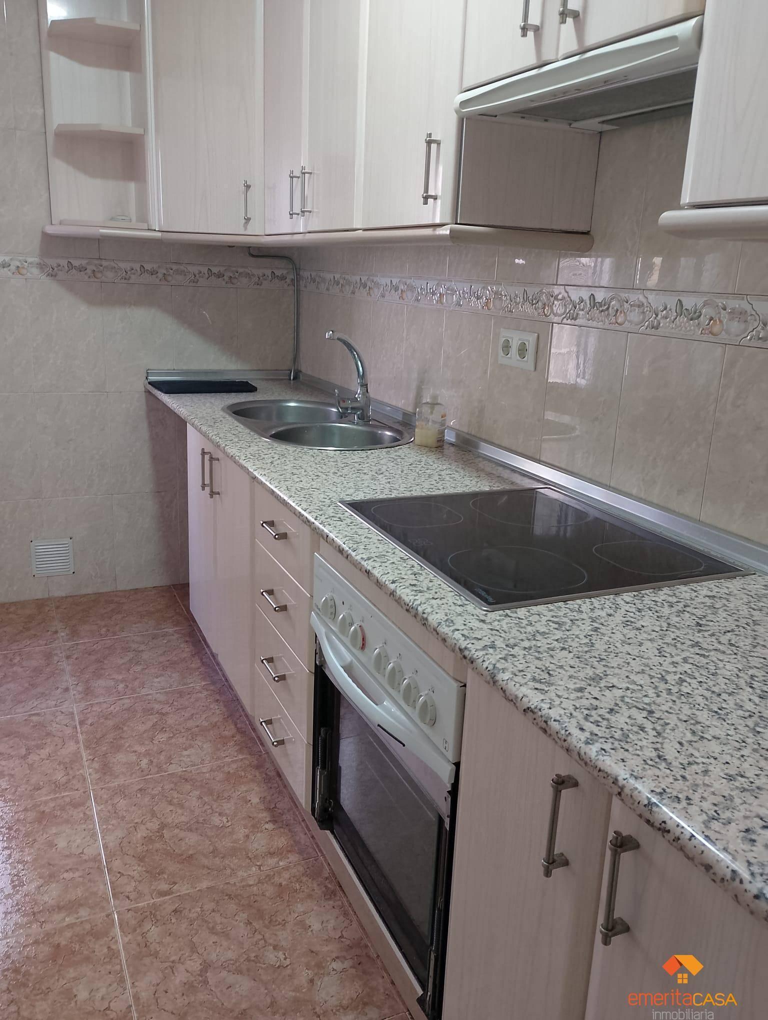 PISO  EN BADAJOZ,MéRIDA