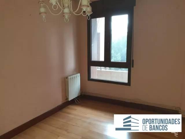 PISO EN BASAURI - VIZCAYA
