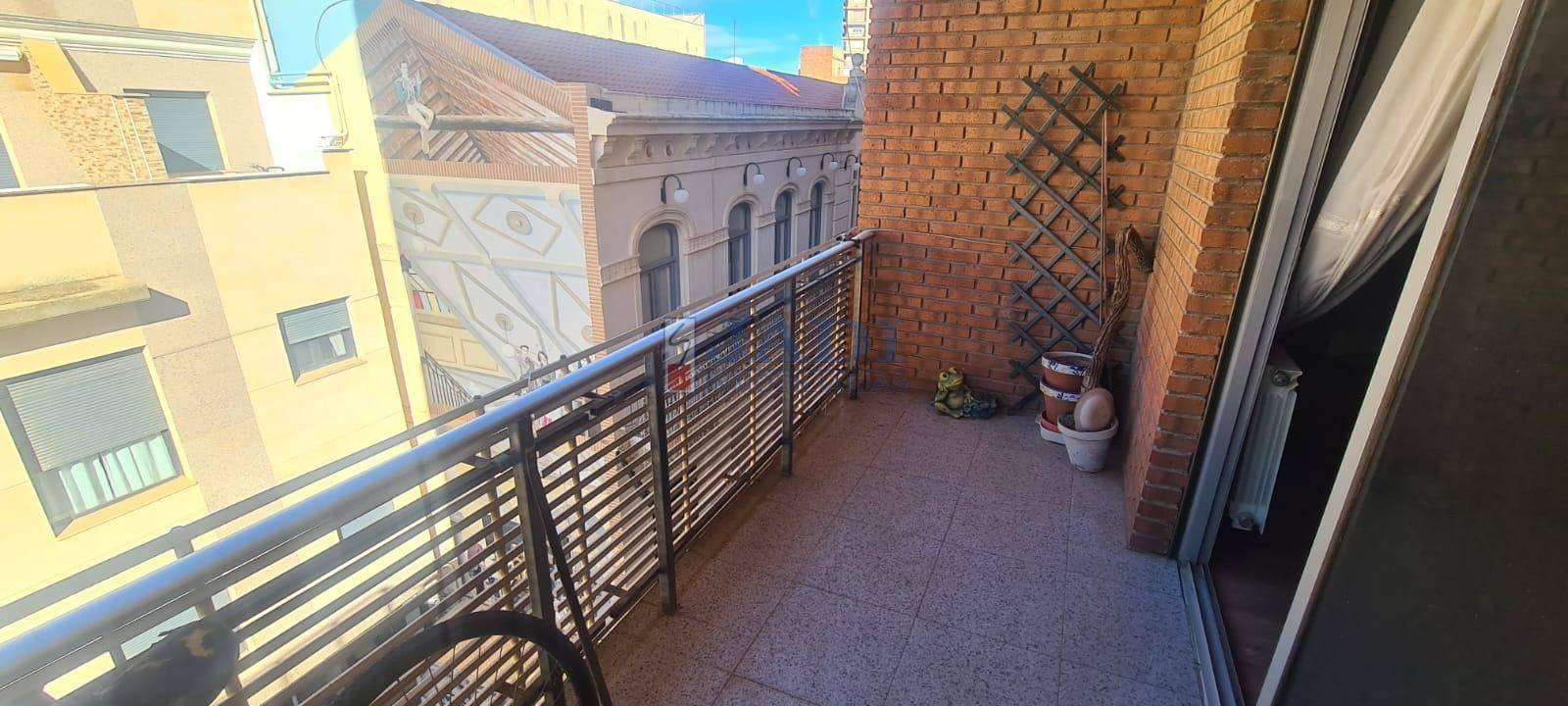 PISO  EN CIUDAD REAL,VALDEPEñAS