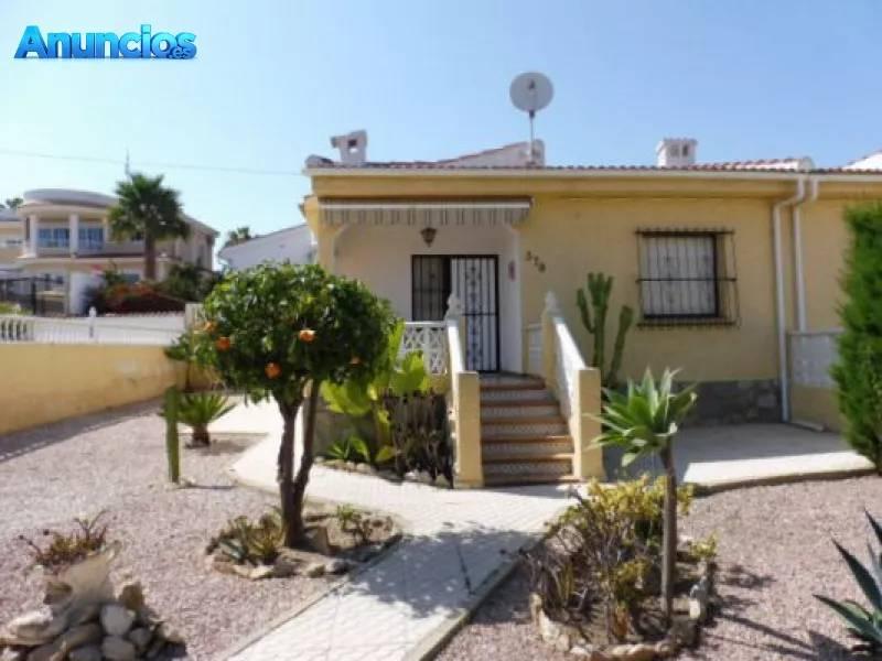REF: 004 - SE VENDE PARCELA CON DOS CASAS EN CIUDAD QUESADA