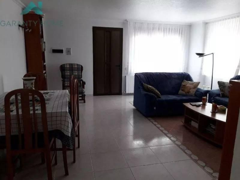 SE VENDE CHALET ADOSADO EN HAZAS DE CESTO
