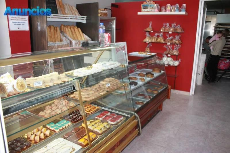 SE VENDE OBRADOR DE PANADERÍA PASTELERÍA,  CON VIVIENDA JUNTO AL MAR MENOR