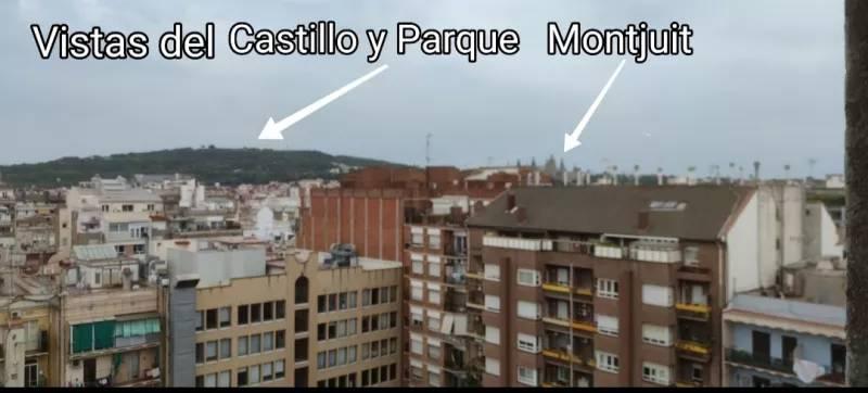 VENDO PISO LUMINOSO EN EL CENTRO