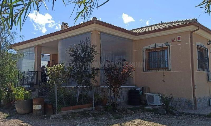 VILLA  EN ,