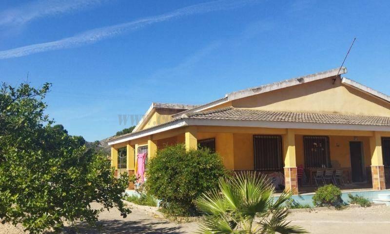 VILLA  EN ALICANTE,ASPE