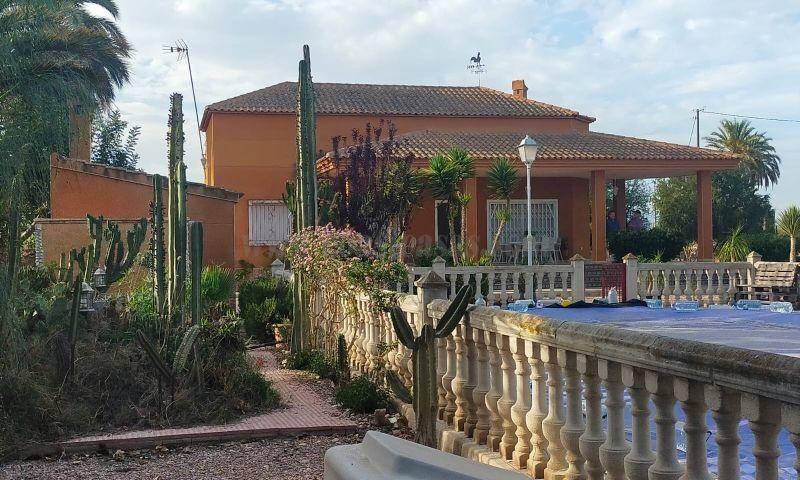 VILLA  EN ALICANTE,ELCHE