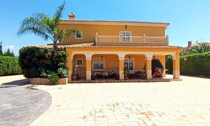 VILLA  EN ALICANTE,ELCHE