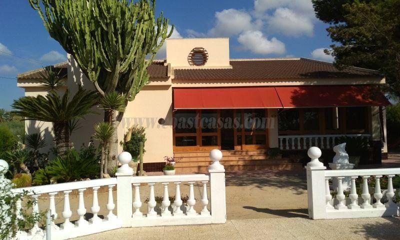 VILLA  EN ALICANTE,ELCHE