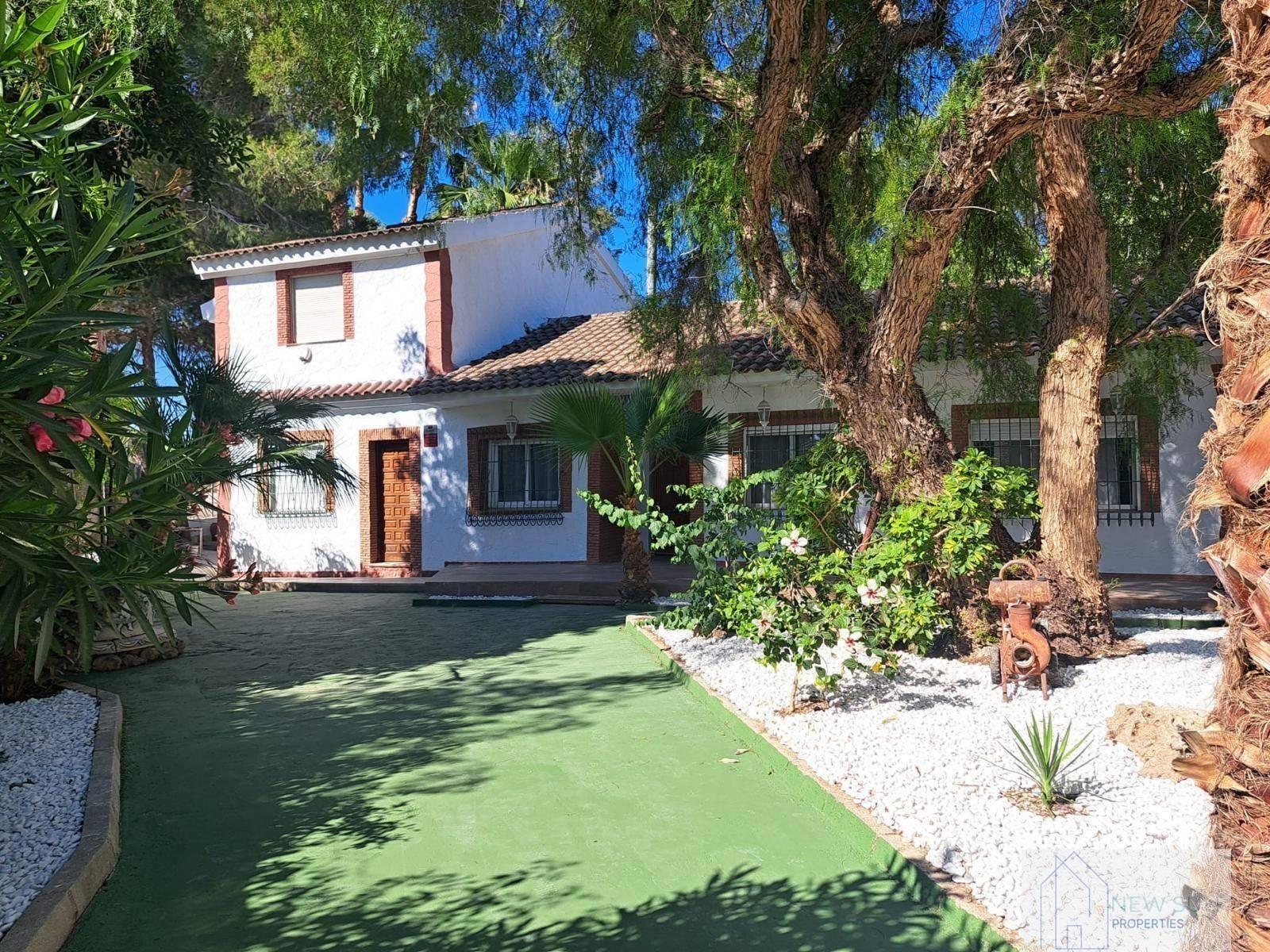 VILLA  EN ALICANTE,ORIHUELA