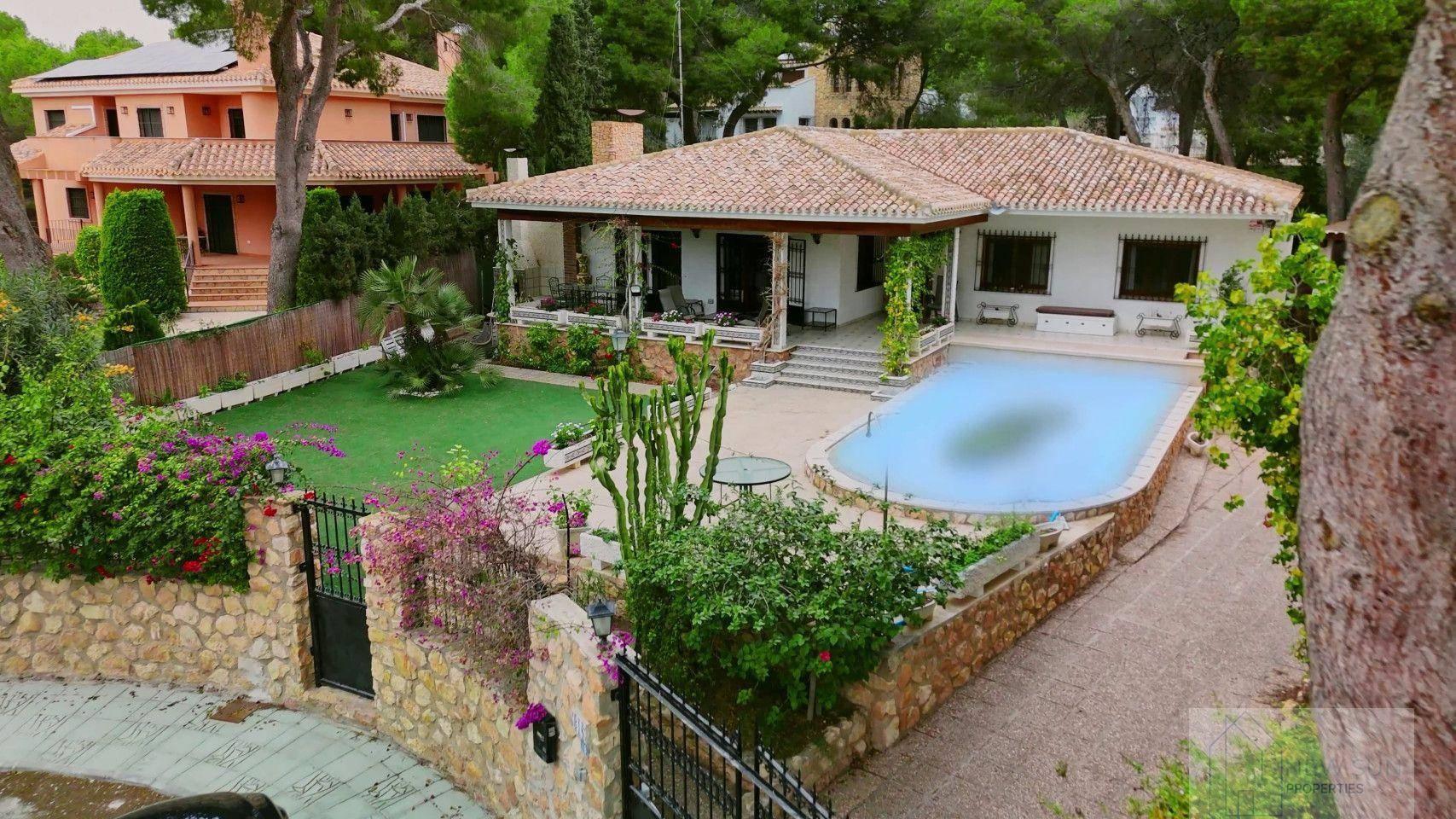 VILLA  EN ALICANTE,ORIHUELA COSTA