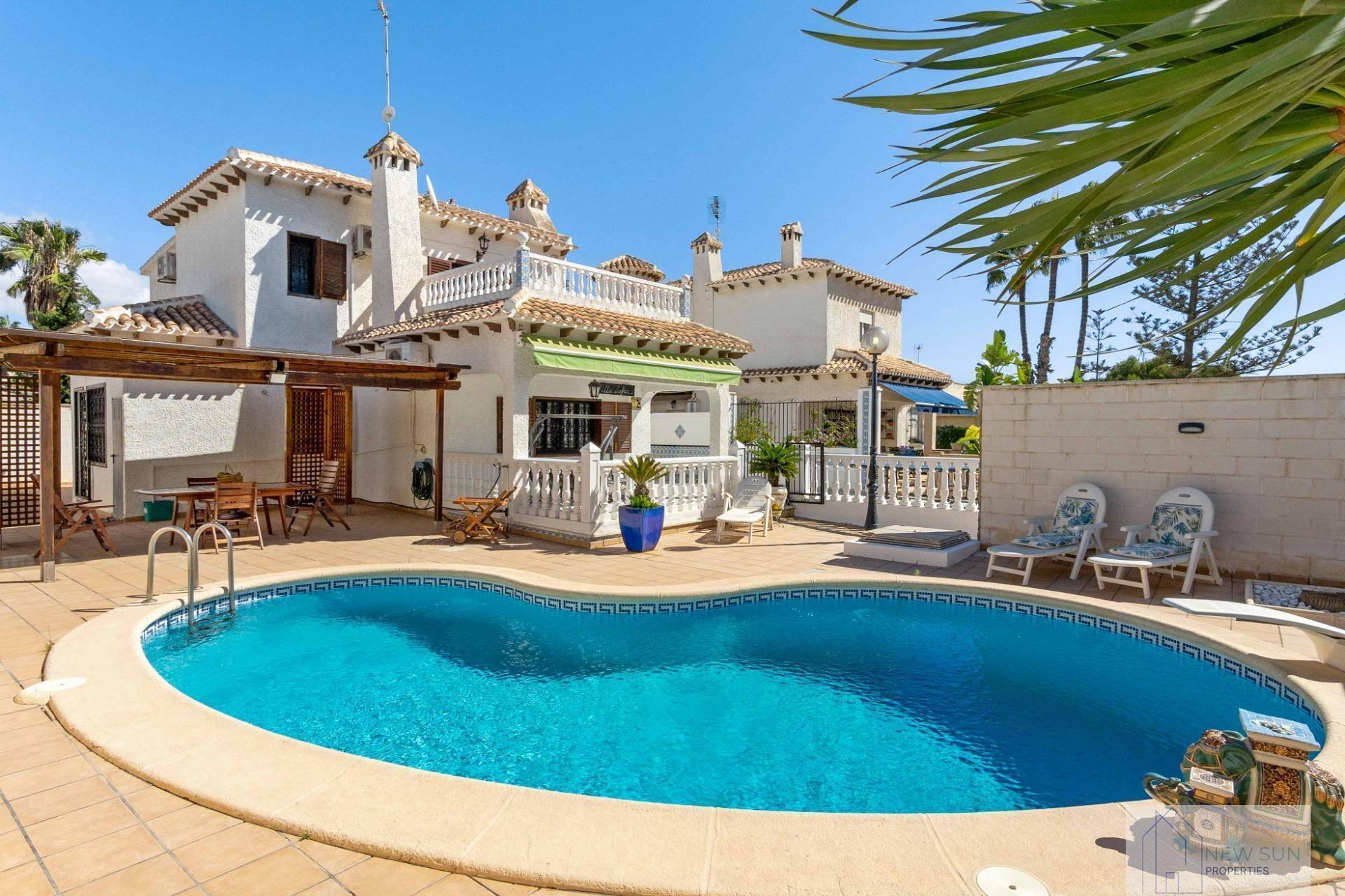 VILLA  EN ALICANTE,ORIHUELA COSTA