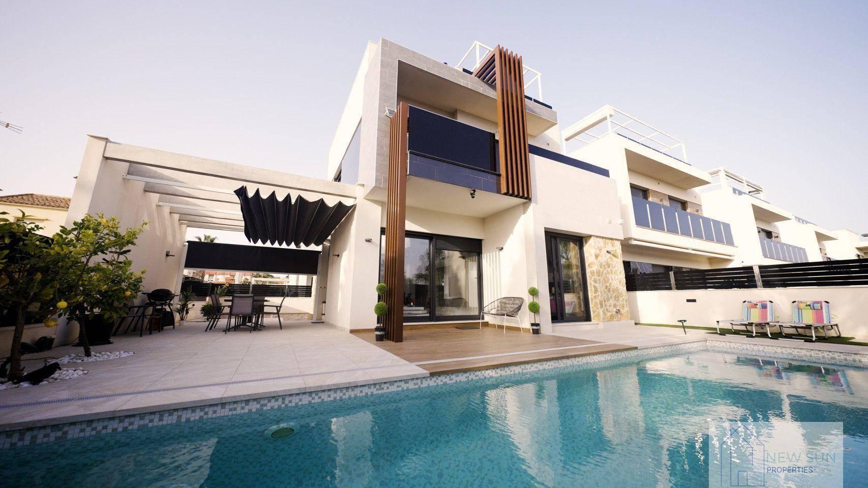 VILLA  EN ALICANTE,ORIHUELA COSTA