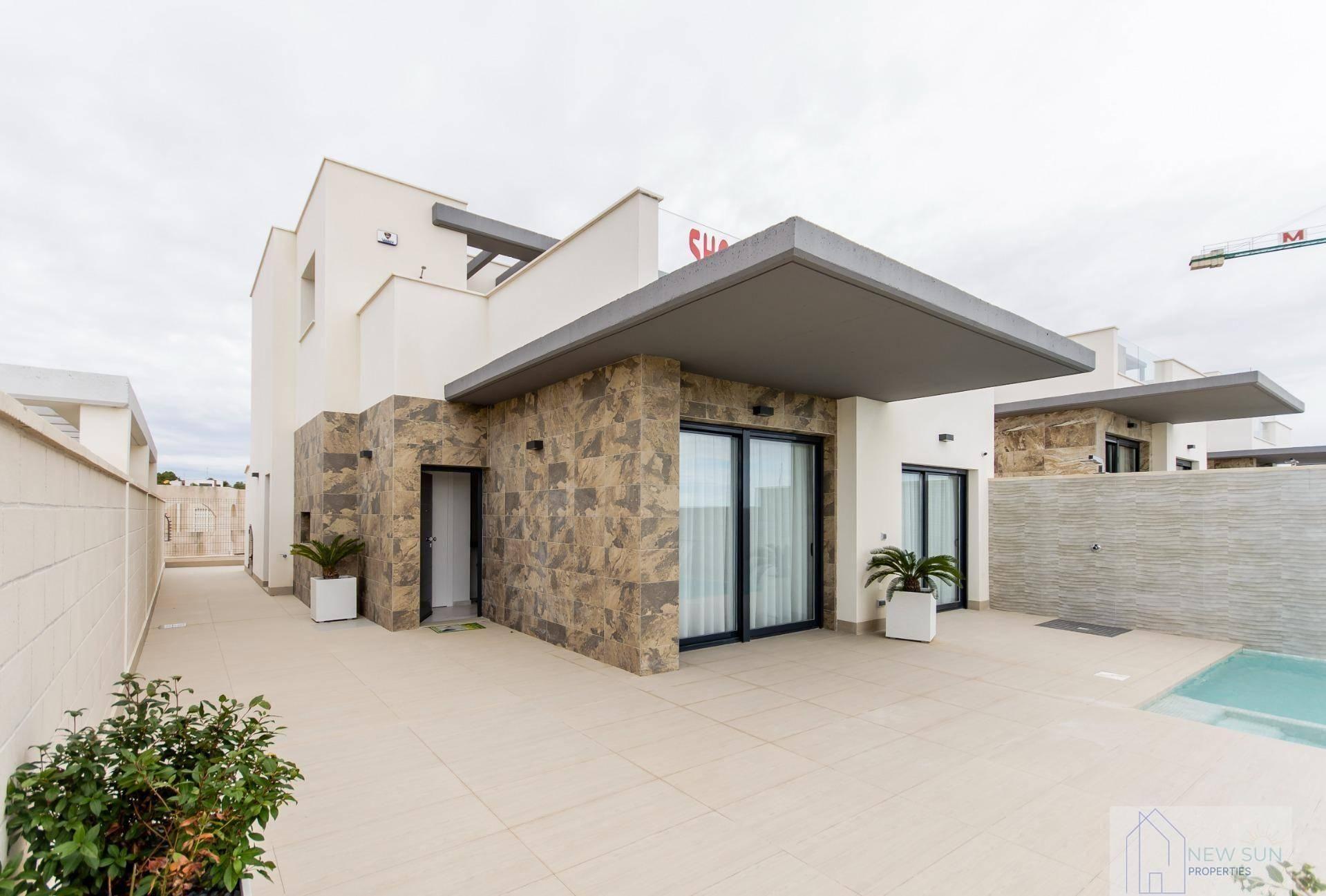 VILLA  EN ALICANTE,ORIHUELA COSTA