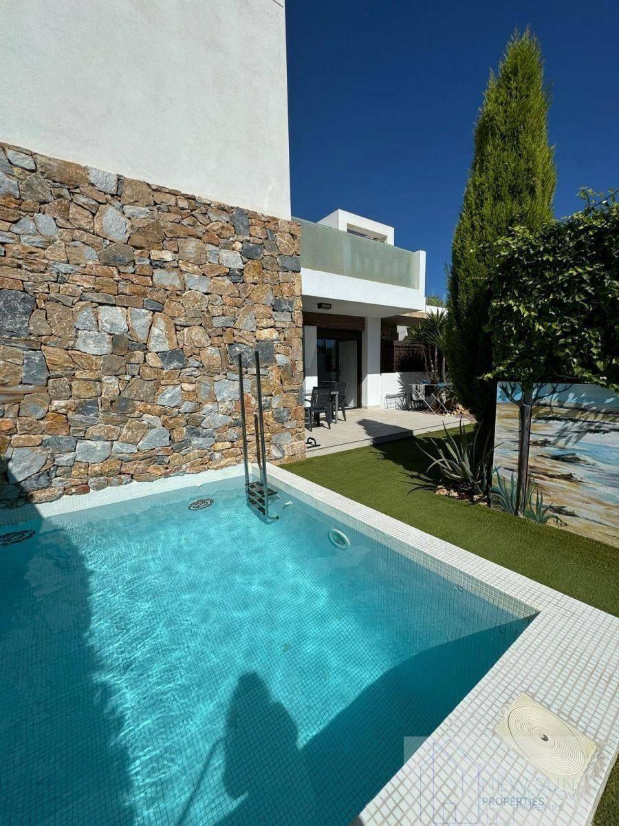 VILLA  EN ALICANTE,ORIHUELA COSTA