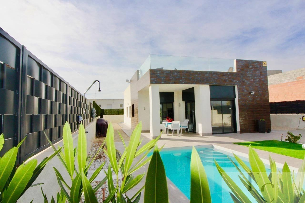 VILLA  EN ALICANTE,PINOSO