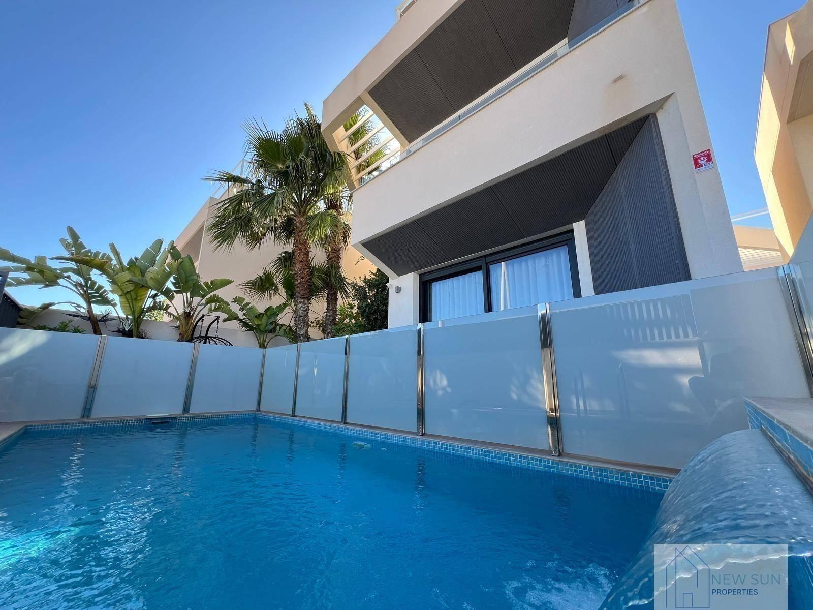 VILLA  EN ALICANTE,TORREVIEJA