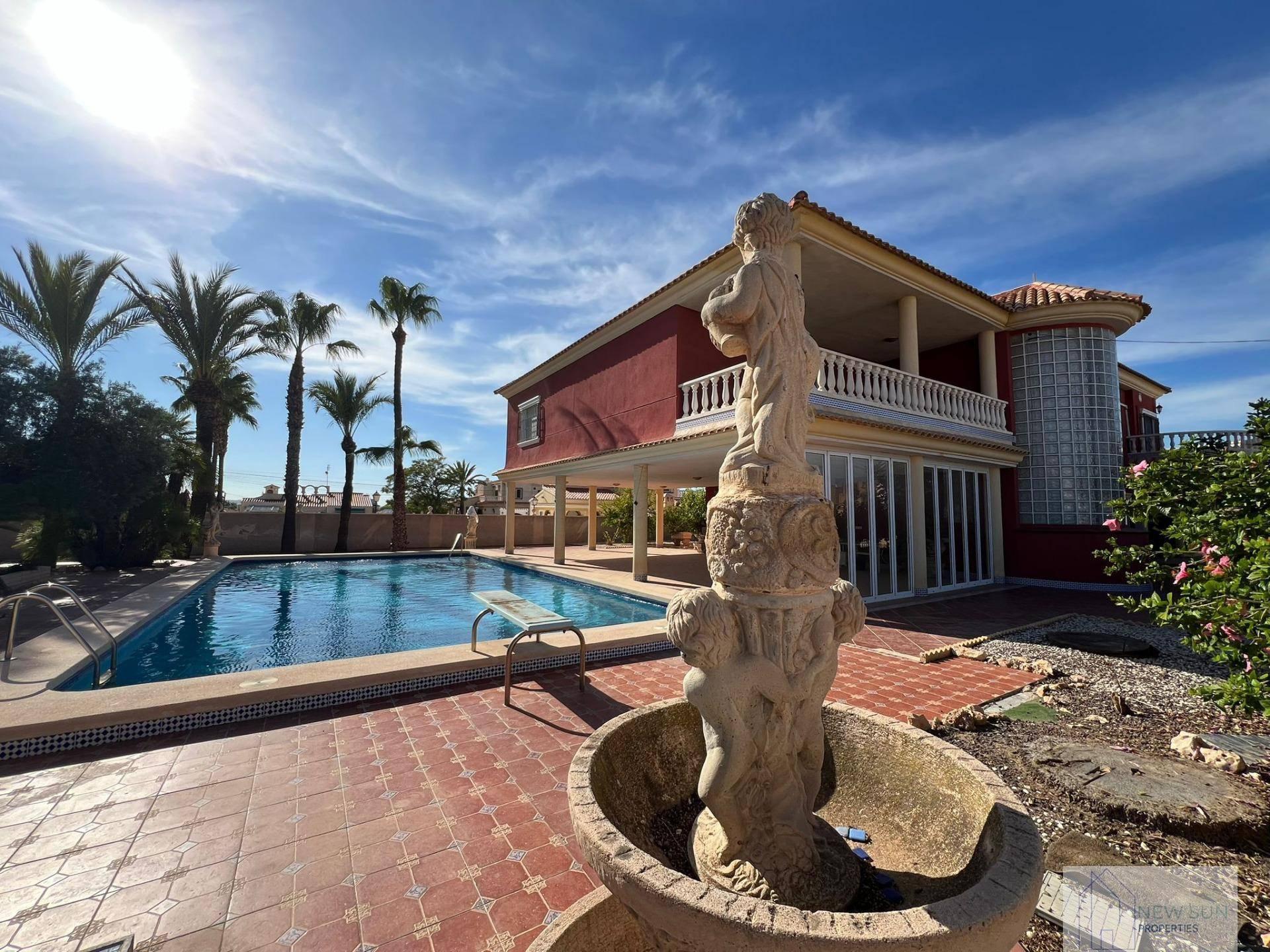 VILLA  EN ALICANTE,TORREVIEJA