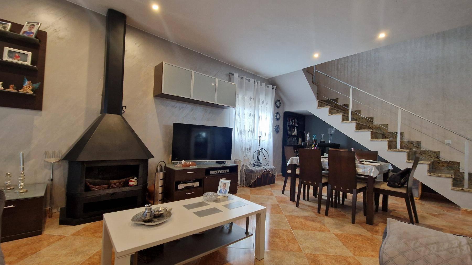 VILLA  EN ALMERíA,ARBOLEAS
