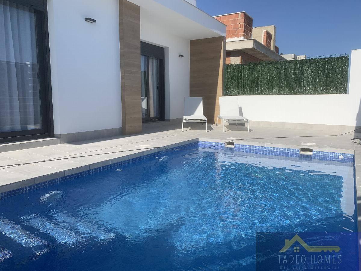VILLA PAREADO EN MURCIA,TORRE PACHECO